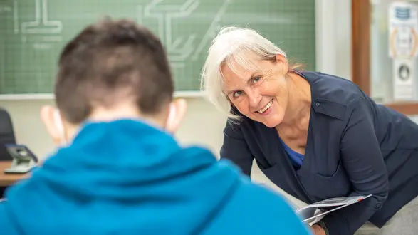 x750_6858_Lehrerin.jpg