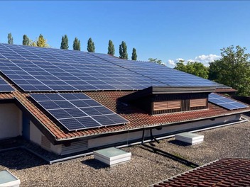 Neue Photovoltaik-Anlage im CJD in Offenburg