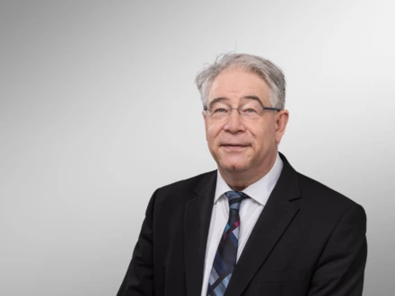 Portraitfoto von Andreas Dierssen