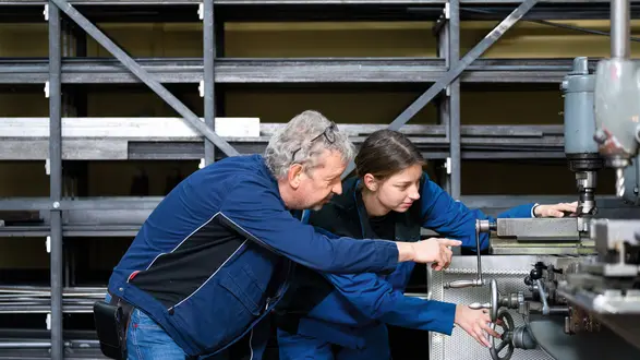 xHandwerk_Metall_Ausbildung_Werkstatt.jpg