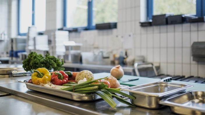 Frisches Gemüse in der CJD-Küche