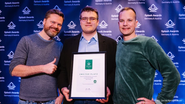 Das arocom-team freut sich über den zweiten Platz beim Splash Award 2023