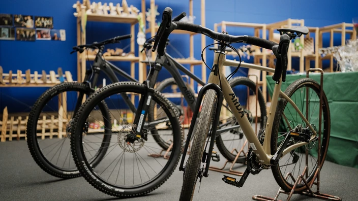Gravelbikes auf dem CJD Adventsmarkt 2024