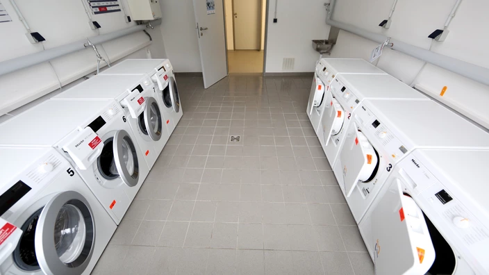 Waschmaschinenraum im Studentenwohnheim Ilmenau