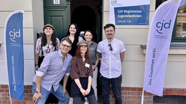 Das Team des Wohnangebots "Dock 13"
